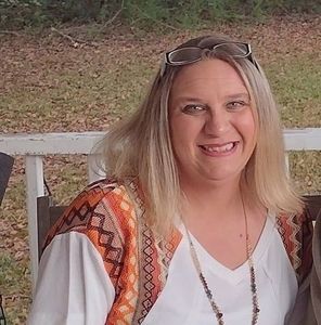 Meet your Posher, Leigha